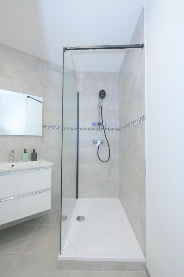 Apartament Les Champs, T2 Hypercentre Chic Et Cosy Wifi Par Sovalfi Saint-Etienne  Zewnętrze zdjęcie